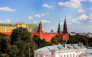 MIRROS Hotel Moscow Kremlin