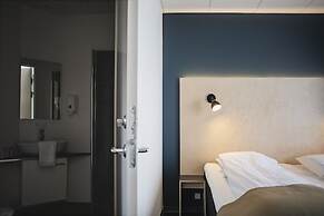62N Hotel