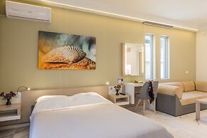 Forum Suites
