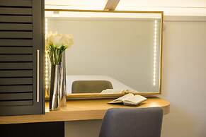 Forum Suites