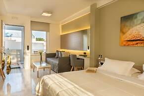 Forum Suites
