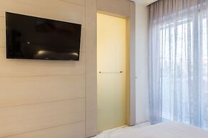 Forum Suites