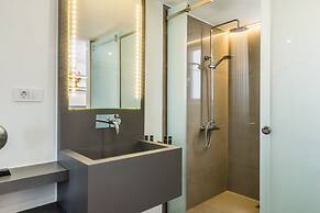 Forum Suites