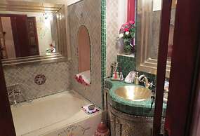 Riad Hikaya