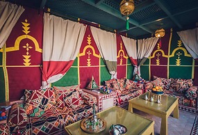 Riad Hikaya