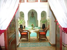 Riad Hikaya