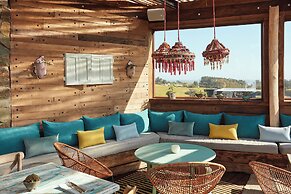 Cuarzo Lodge