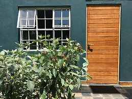 Ilanda Guest House