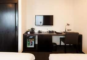 Sakura Hotel