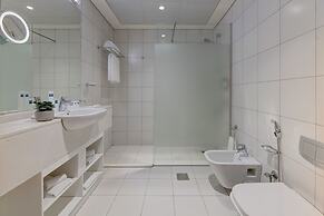 TRYP by Wyndham Abu Dhabi City Centre