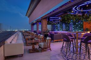 Hyatt Regency Dubai Creek Heights