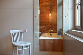 La Gioia Grey Stylish Apartments
