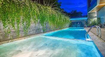 Lemonade Phuket