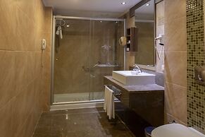 Kolin Hotel Spa & Convention Center
