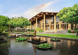 Naman Retreat