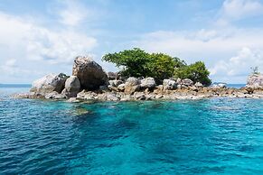 Captain Hook Resort