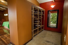 Chayote Lodge