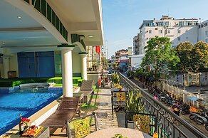 Thanh Lich Hue Hotel