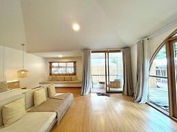 Tonsak Resort