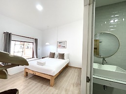 Tonsak Resort