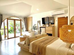 Tonsak Resort