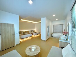 Tonsak Resort