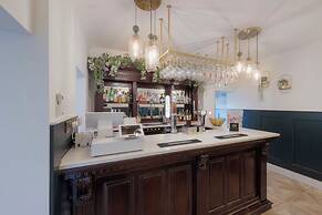 Florence Suite Hotel & Restaurant