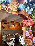 Florence Suite Hotel & Restaurant