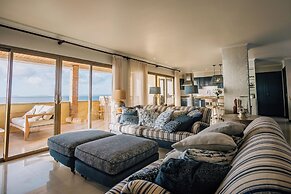 The Bellafonte - Luxury Oceanfront Hotel