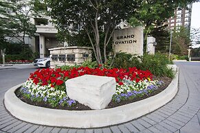 Maplewood Suites - Square One