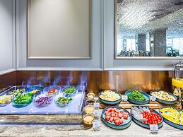 Mercure Qingdao Downtown