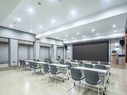 Mercure Qingdao Downtown
