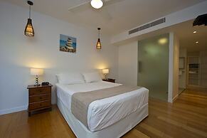 Maggies Beachfront Apt. 9
