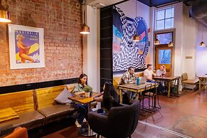 YHA Melbourne Central