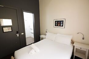 YHA Melbourne Central