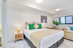 Darwin Executive Studio
