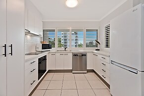 Joanne Apartments
