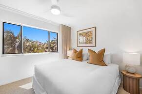 Joanne Apartments