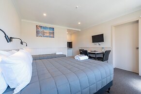 Te Anau Top 10 Holiday Park