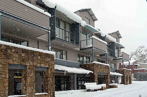 Squatter's Run Apartments