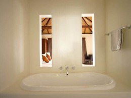 Eratap Beach Resort
