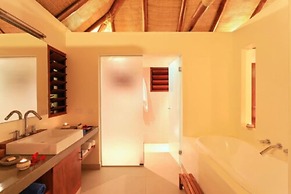 Eratap Beach Resort