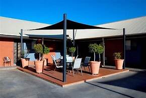Albert Motel