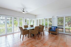 Balboa Holiday Apartments
