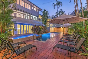 Balboa Holiday Apartments