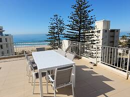 Surfers Chalet