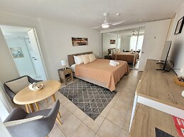 Surfers Chalet