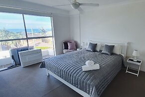 Surfers Chalet