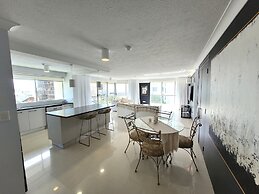 Surfers Chalet