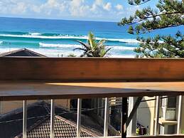 Surfers Chalet